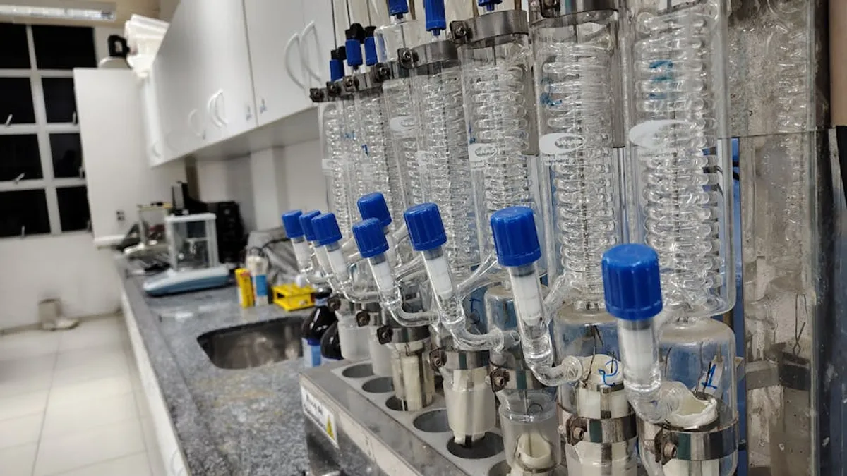Best Lab Equipment for Small Research Teams