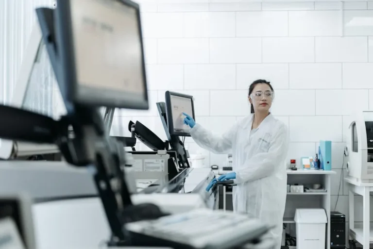 How to Choose Scientific Instruments for a Laboratory