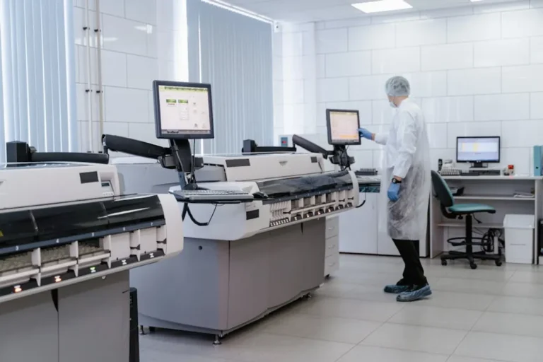 How to Maintain Laboratory Instruments Properly